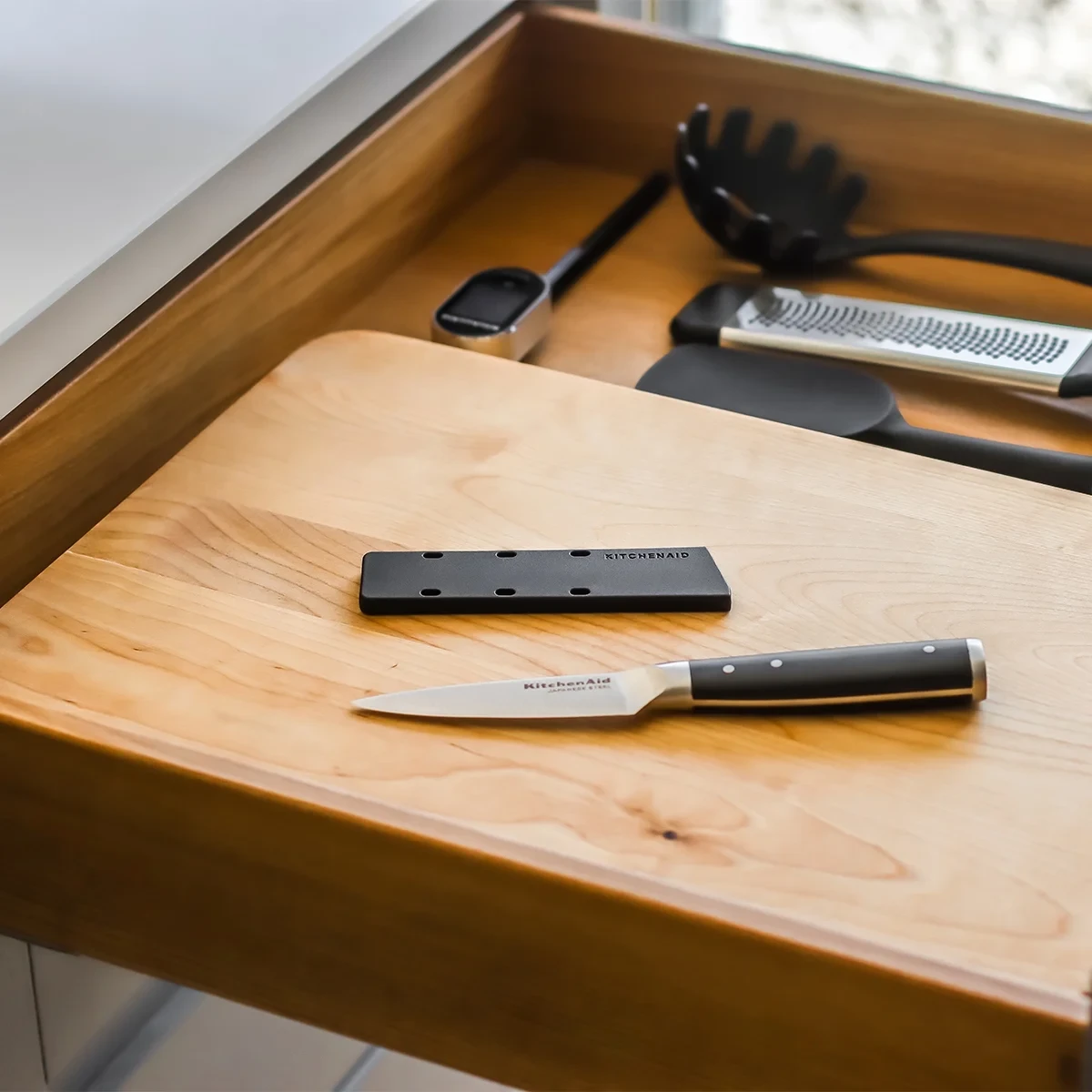 KitchenAid Officemes Gourmet 9 Cm + Gratis Mesbeschermer - Afbeelding 2