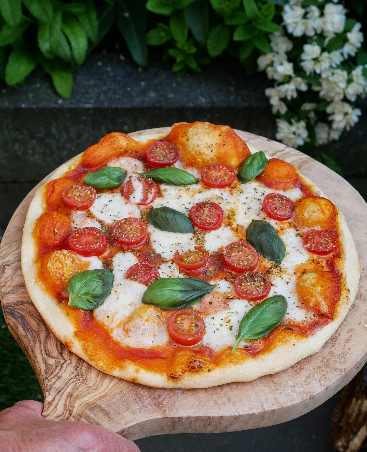 Jay Hill Serveerplank / Pizzaplank Tunea - Olijfhout - ø 30 Cm - Afbeelding 2